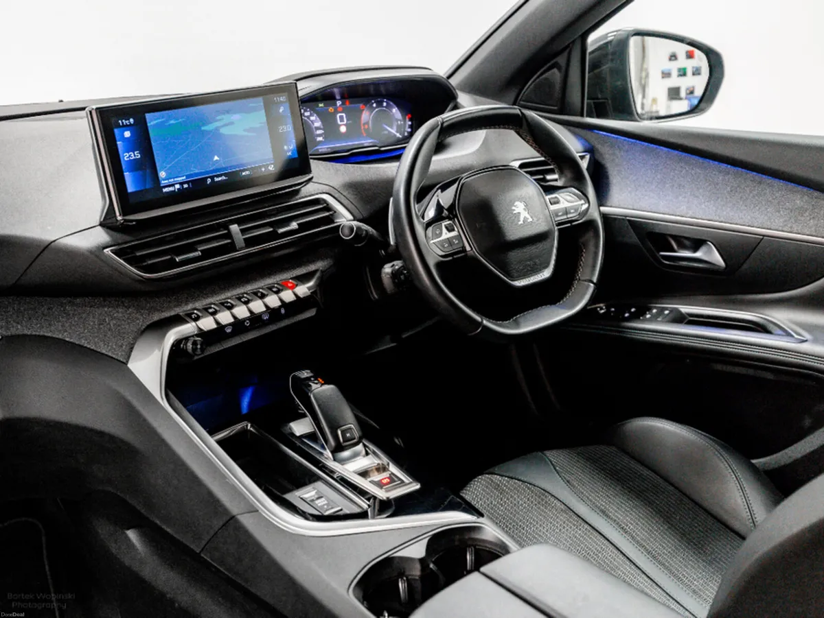 Peugeot 3008 Allure 1.5 Diesel Auto 130HP - Image 6