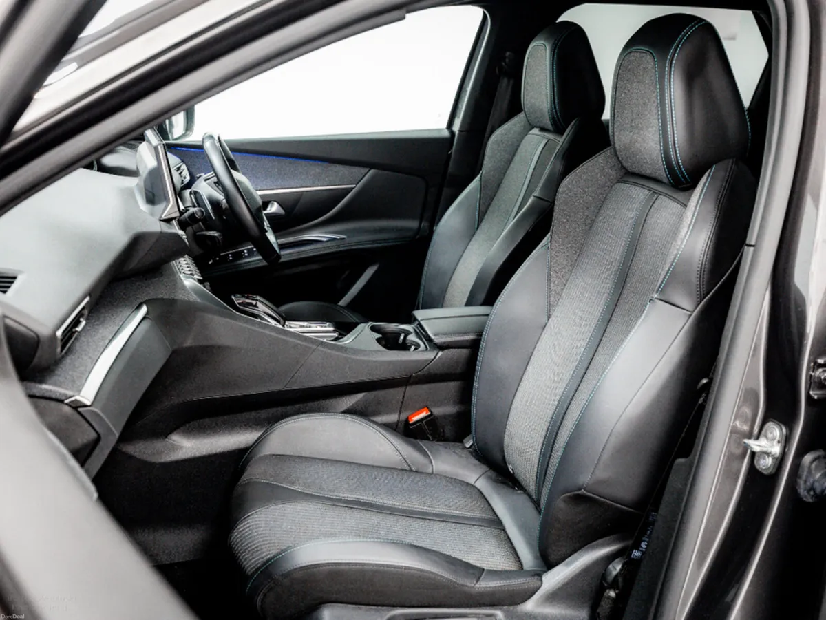 Peugeot 3008 Allure 1.5 Diesel Auto 130HP - Image 5