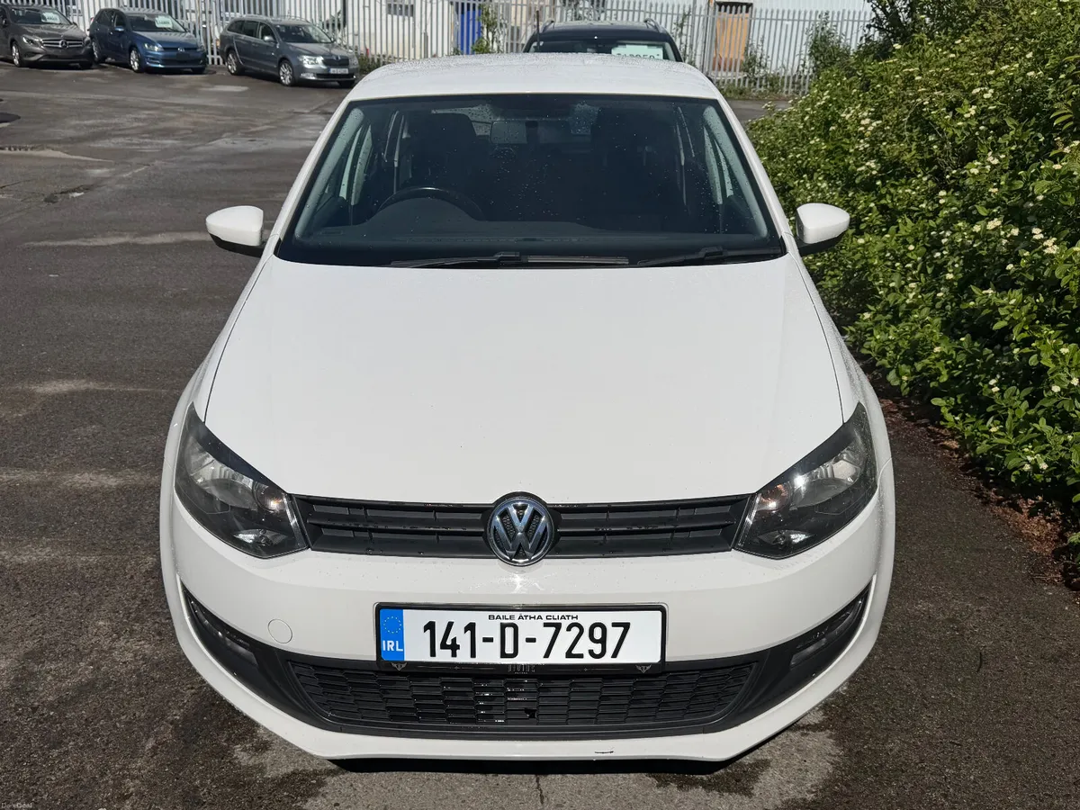 Volkswagen Polo 2014 Low KM - Image 2