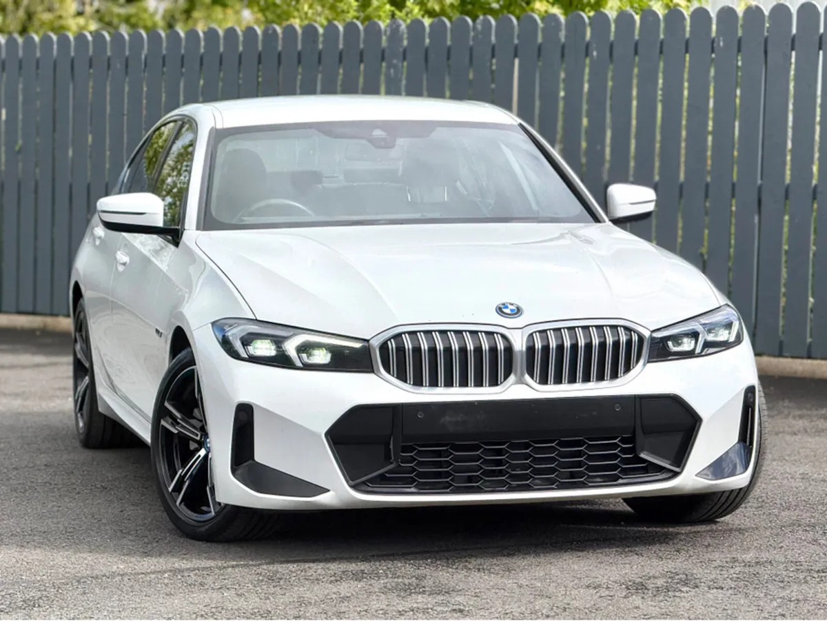 BMW 3-Series M SPORT AUTO very low miles - Image 2