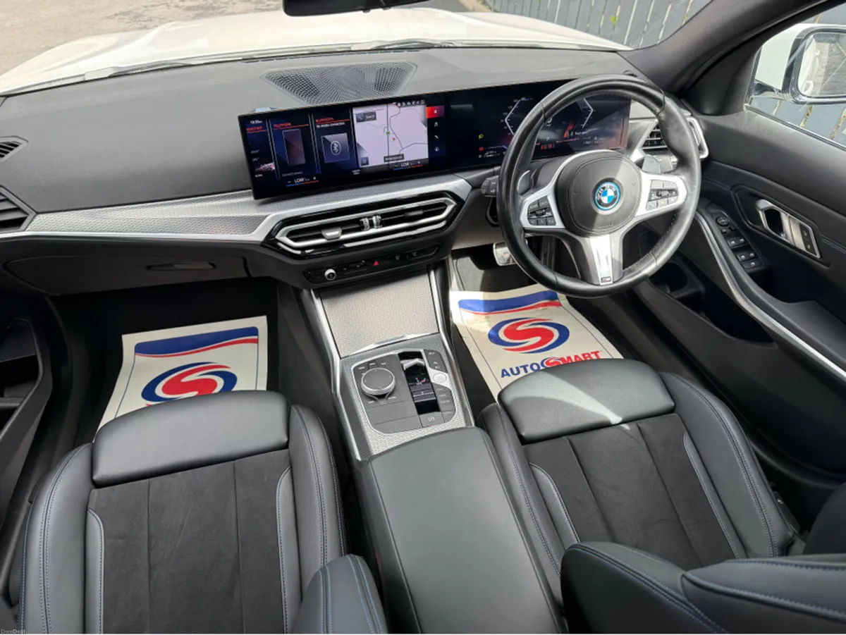 BMW 3-Series M SPORT AUTO very low miles , Full M - Image 4