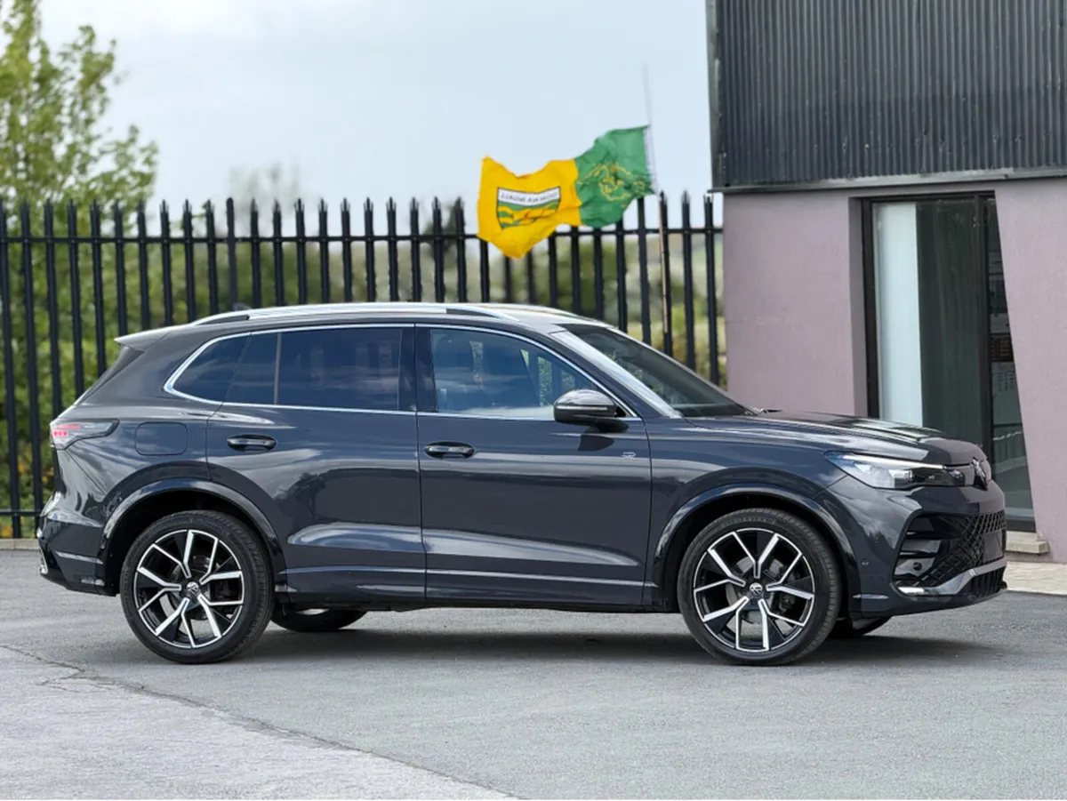 Volkswagen Tiguan R-LINE ETSI S-A TSI DSG - Image 4