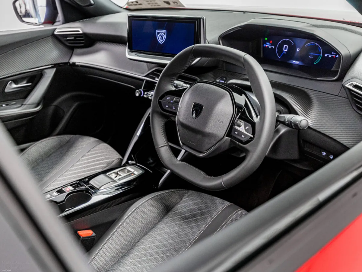 Peugeot 2008 Allure Hybrid Auto 110HP - Inc Gap, C - Image 2