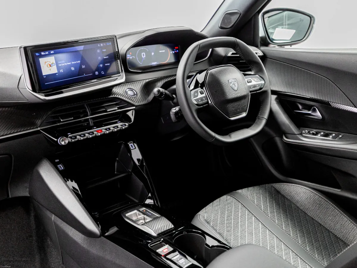 Peugeot 2008 Allure Hybrid Auto 110HP - Inc Gap, C - Image 6