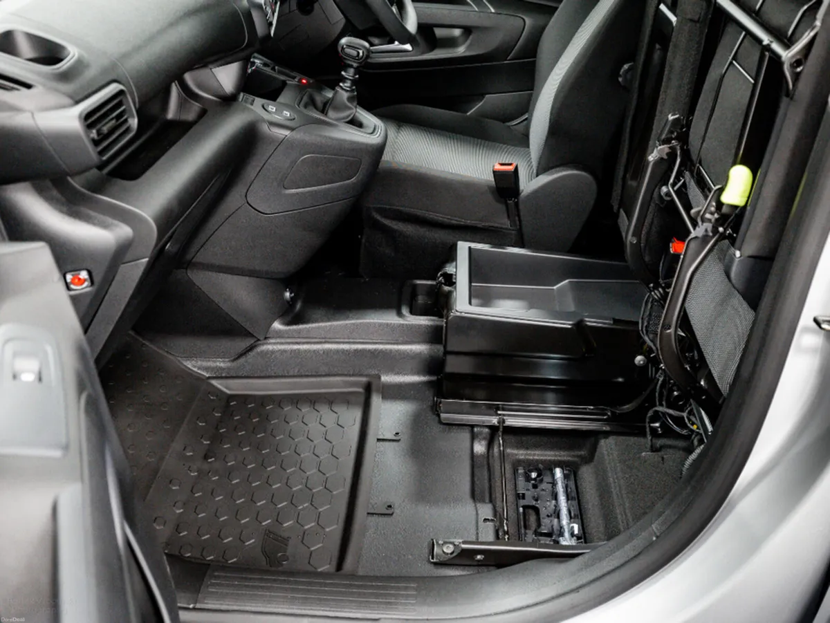 Citroen Berlingo Enterprise Plus 1.5 Diesel 100HP - Image 6