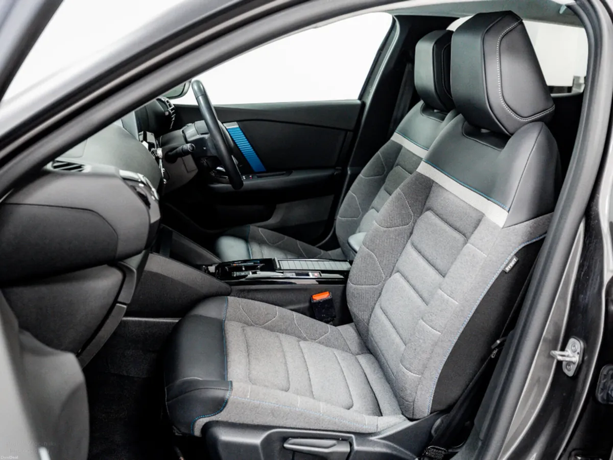 Citroen C4 ë-C4 C-Series Edition 50kWh 136HP - Image 5