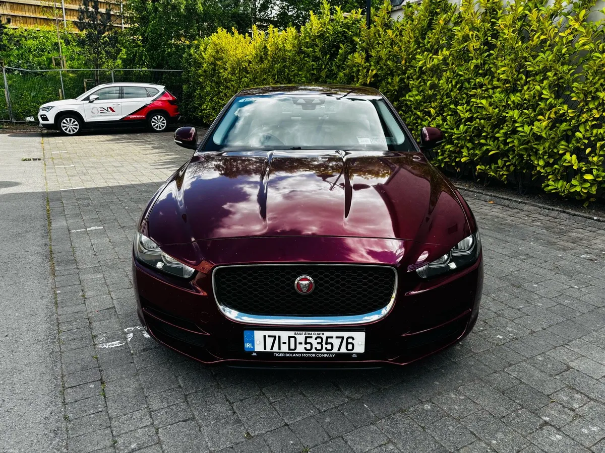 2017 JAGUAR XE 2.0 DIESEL HIGH SPEC - Image 2