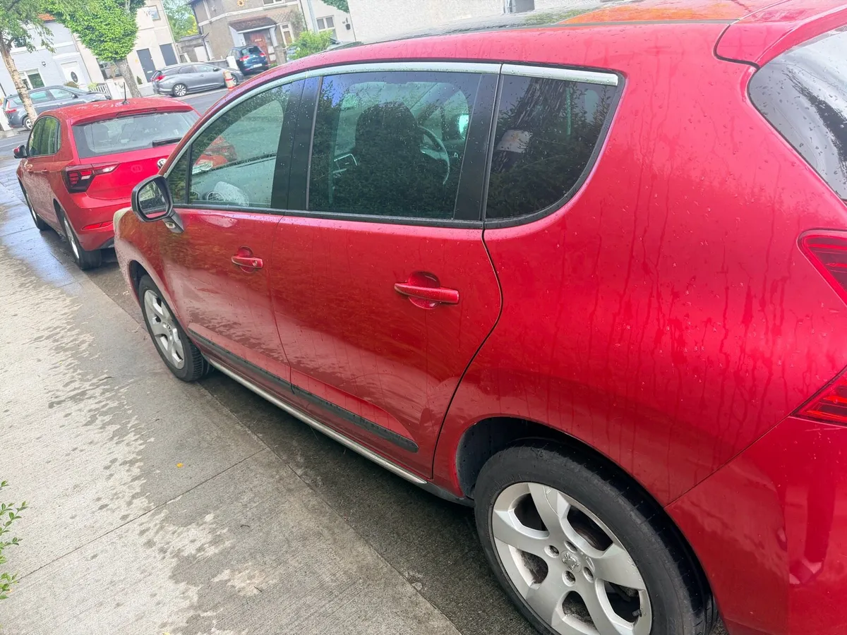 Car - Image 4