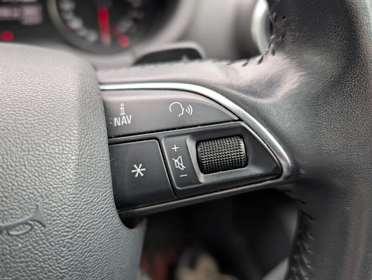 2014  AUDI A3 1.4 PETROL S-TRONIC - Image 2