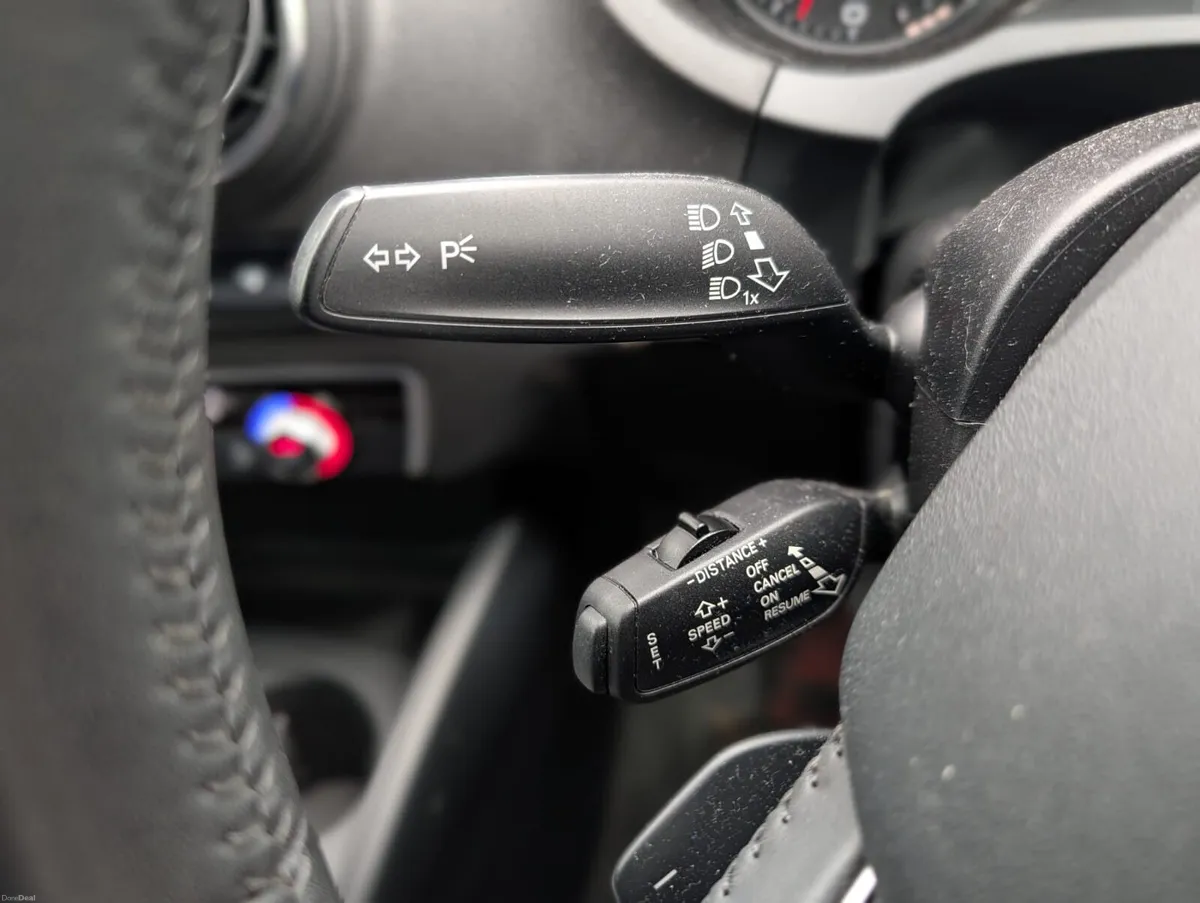 2014  AUDI A3 1.4 PETROL S-TRONIC - Image 3