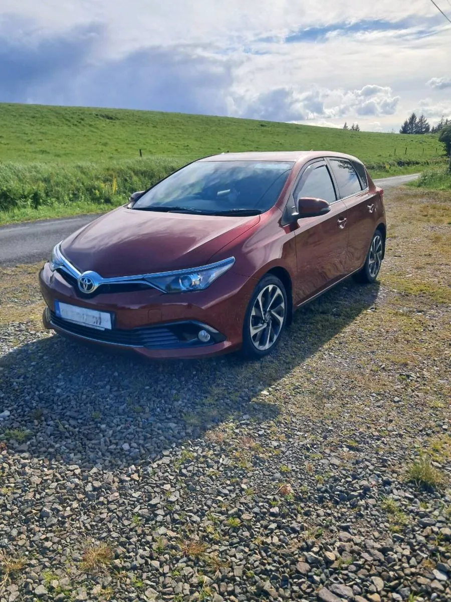 Car - Image 2