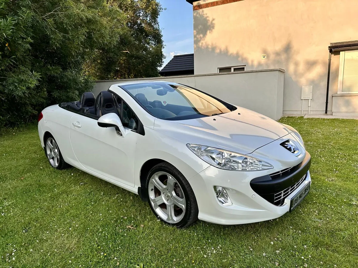 PEUGEOT 308 CONVERTIBLE 2.0 DIESEL - Image 2