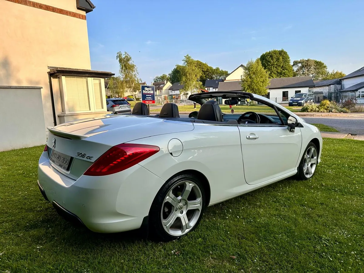PEUGEOT 308 CONVERTIBLE 2.0 DIESEL - Image 4