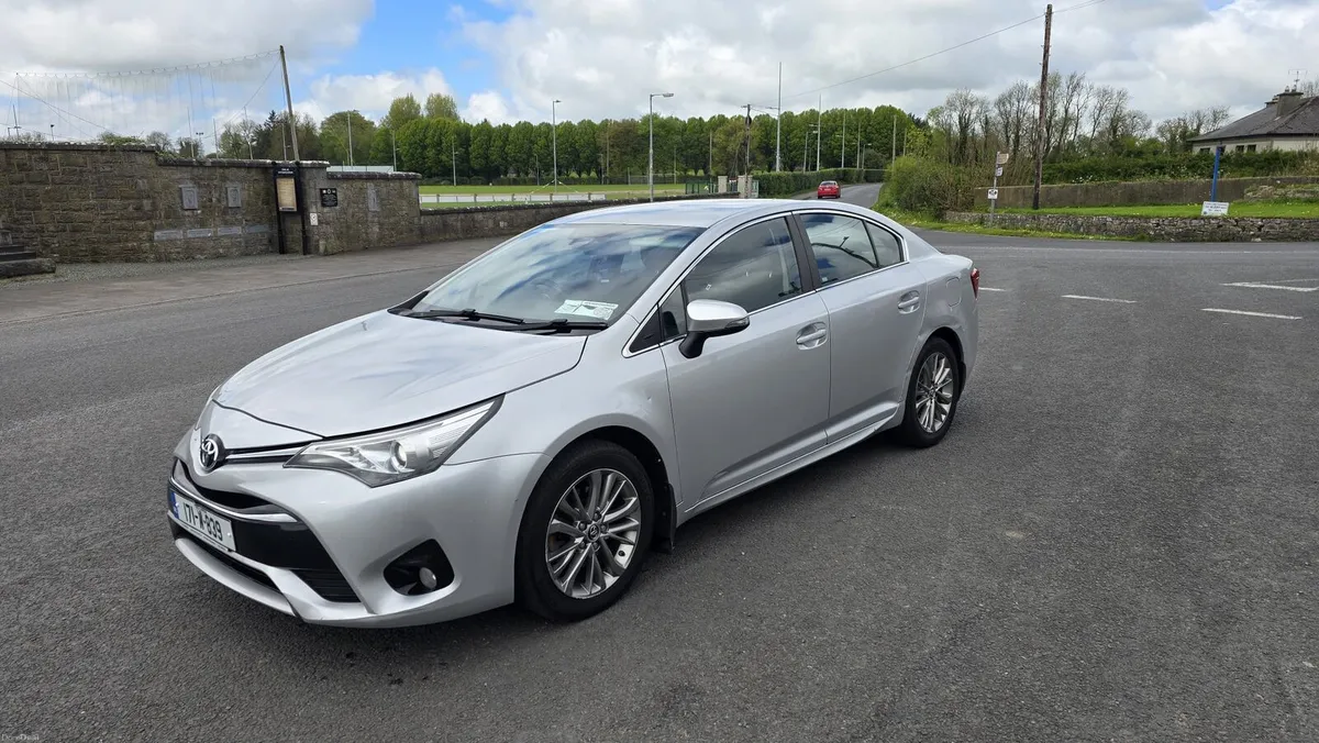 2017 Toyota Avensis 2.0 diesel manual - Image 2