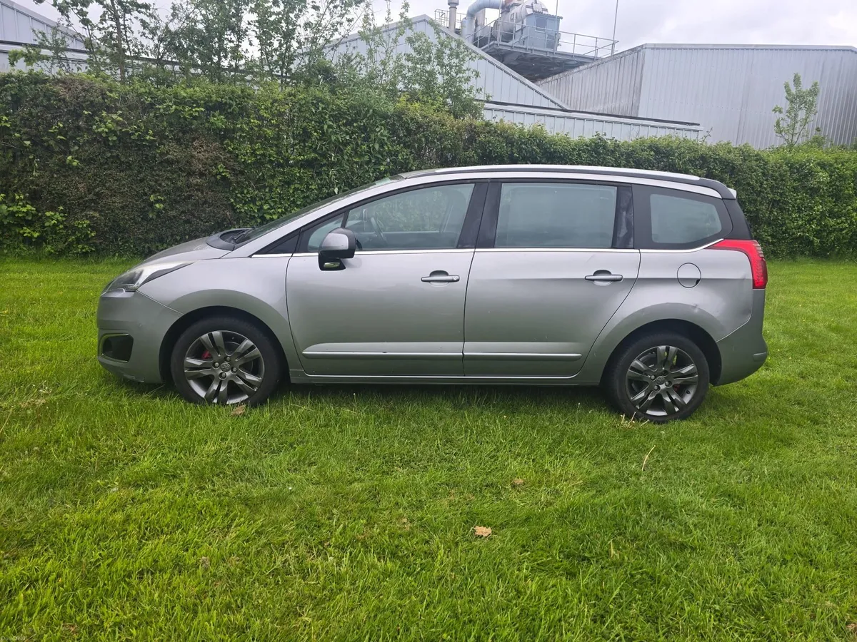 141Peugeot5008Active 1.6Hdi New Nvt Tax Fully Ser - Image 2
