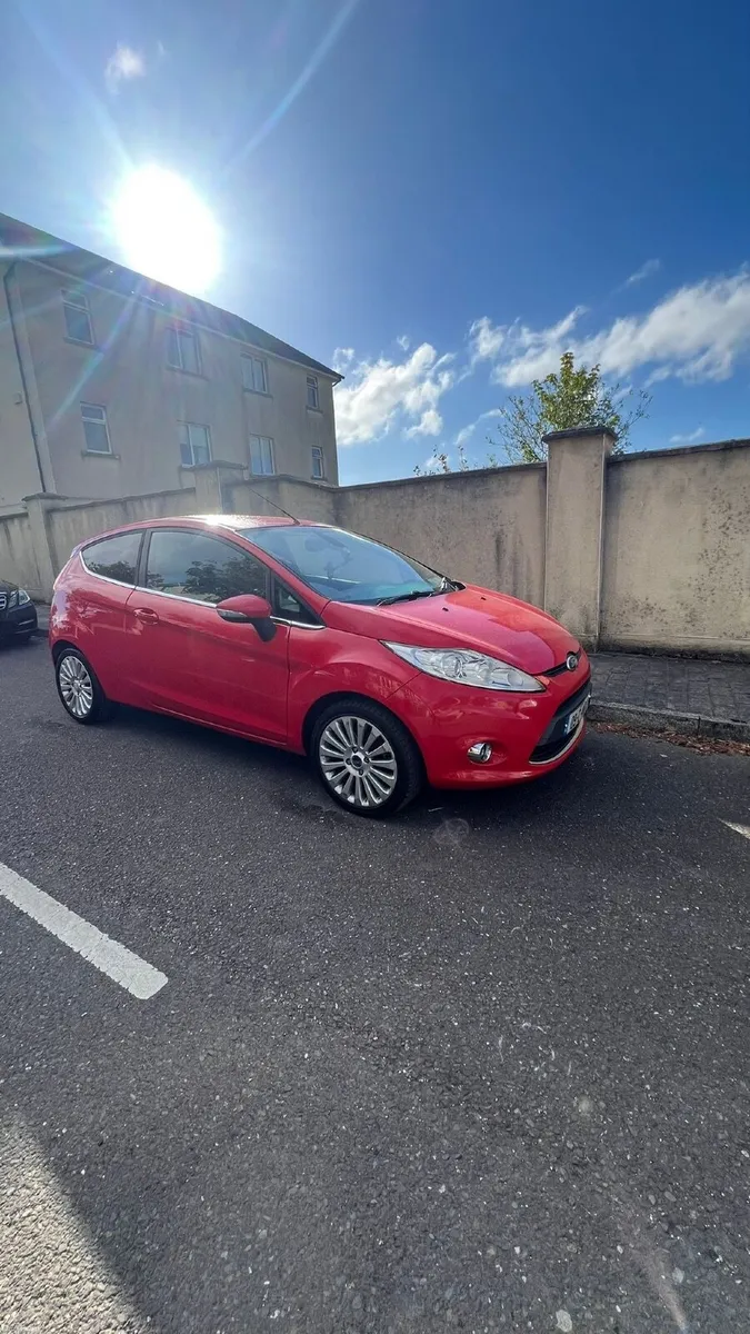 Ford Fiesta 2009 manual - Image 4