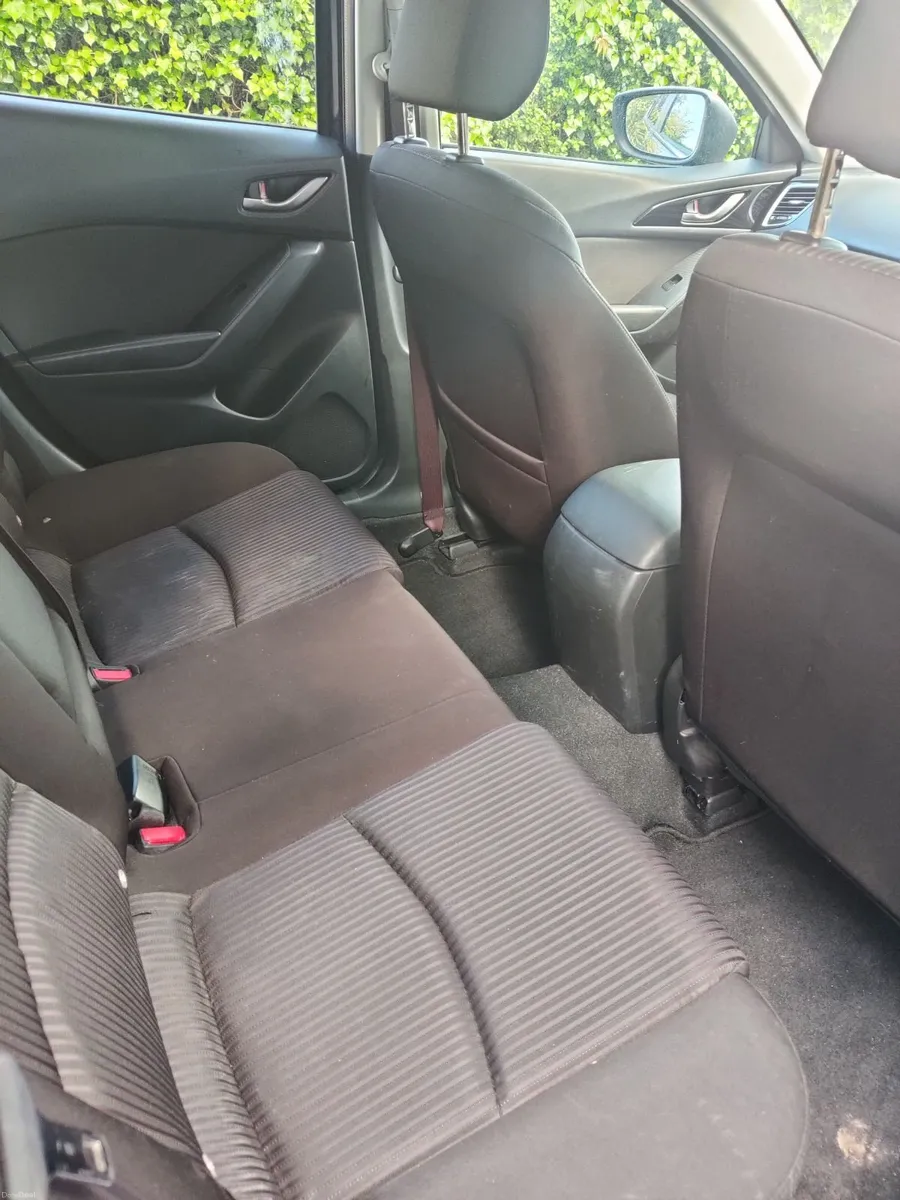 Mazda3 2014 **Read Ad** - Image 2