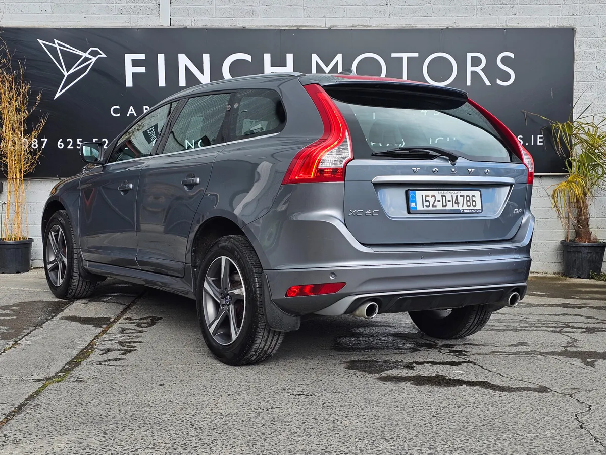 VOLVO XC60 R-DESIGN // EXCELLENT SERVICE HISTORY - Image 4