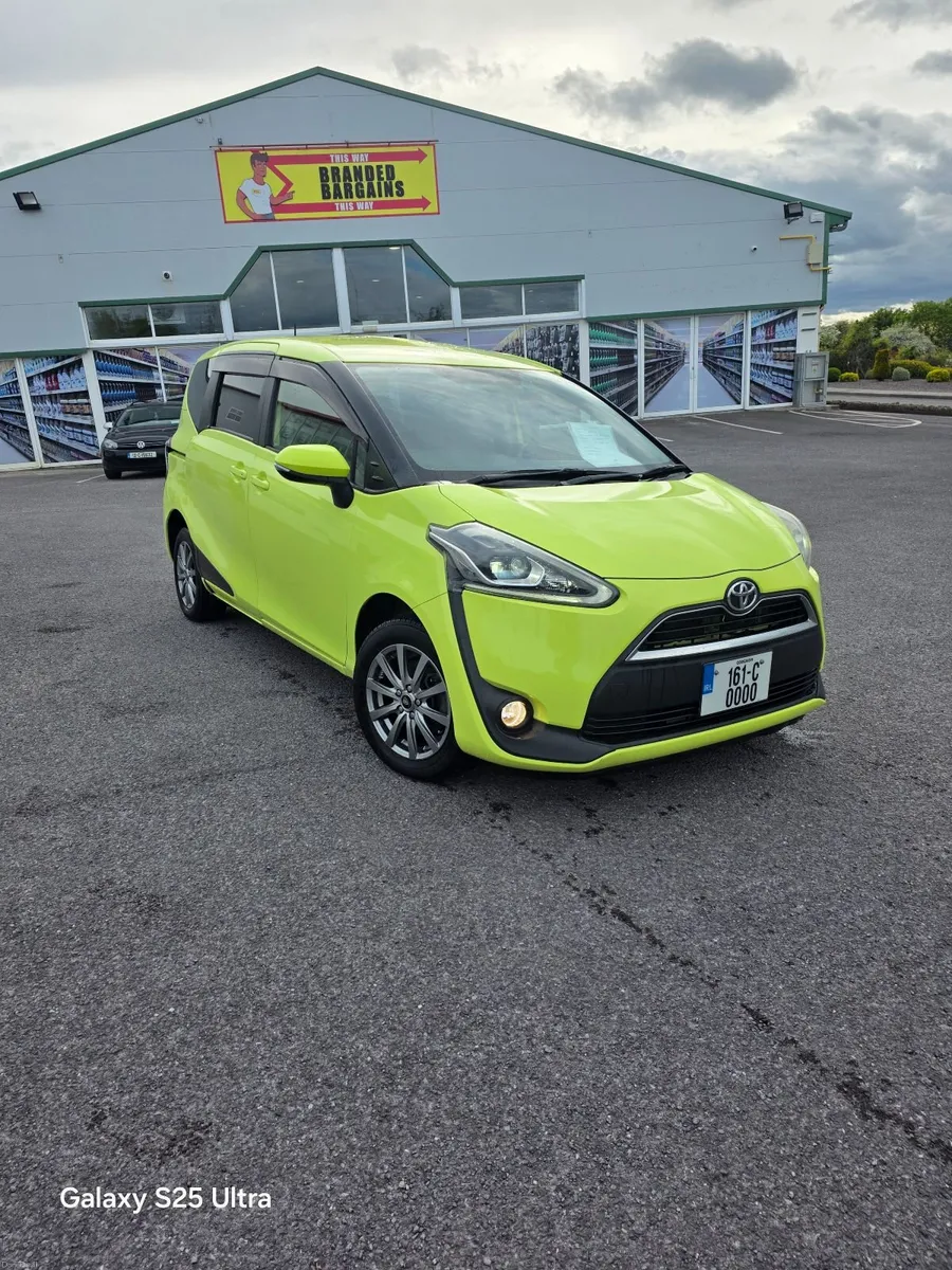 2016 Toyota Sienta - Image 3