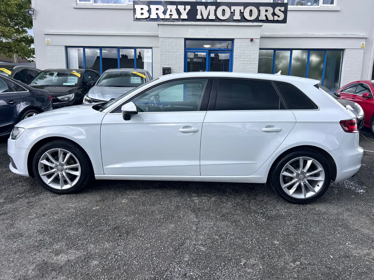2015 AUDI A3 1.4 PETROL AUTO 5 DOOR LOW KMS - Image 3