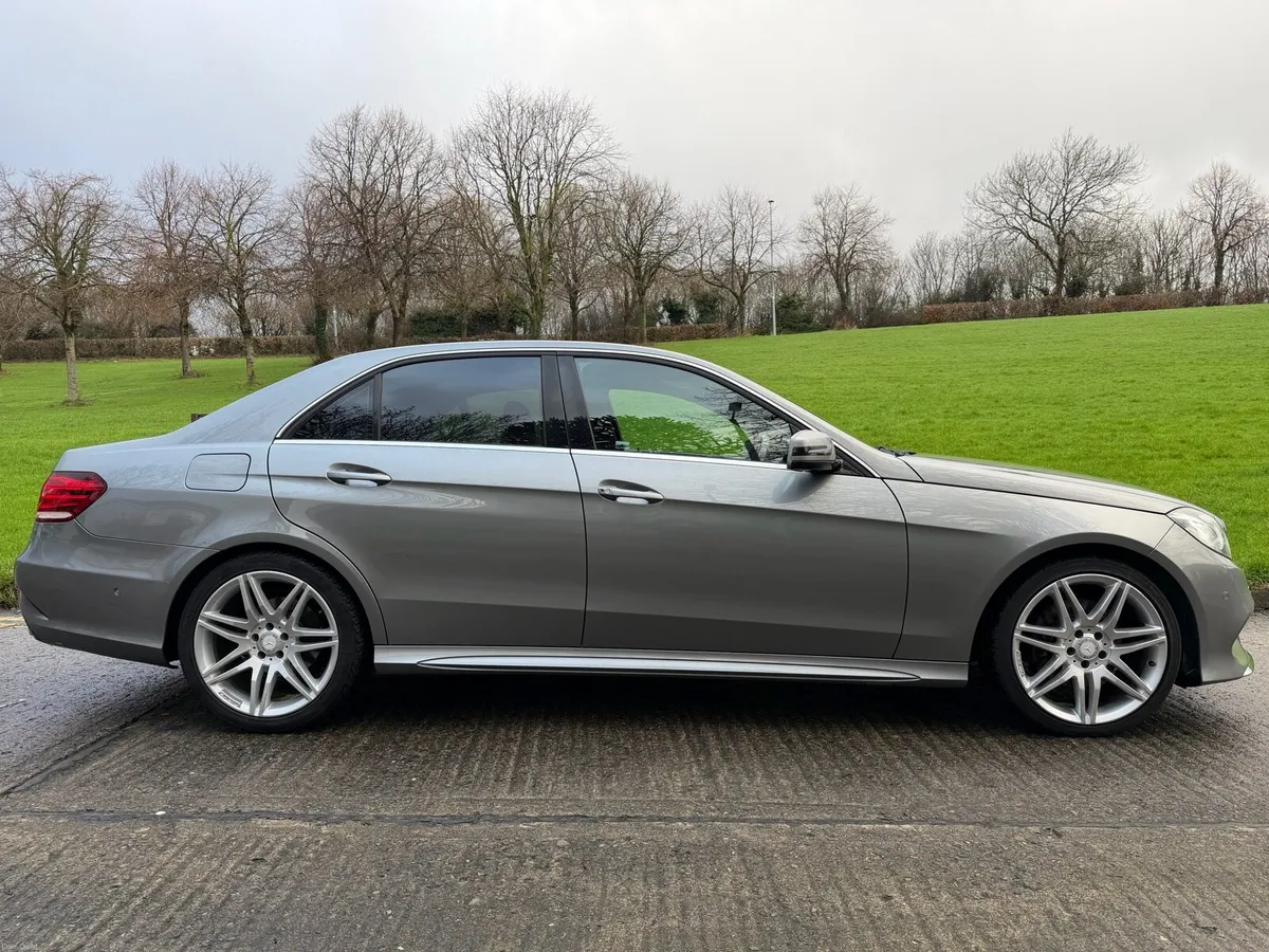 Mercedes benz E220d amg line spider alloys - Image 2