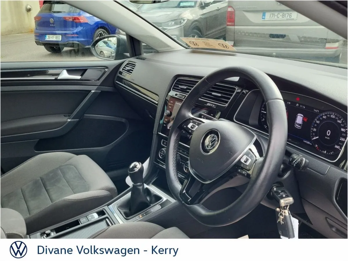 Volkswagen Golf HIGHLINE 1.6 TDI 115 BHP - Image 4