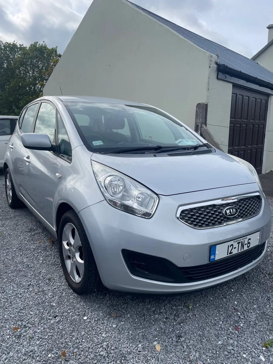 Kia Venga 2012 - Image 2