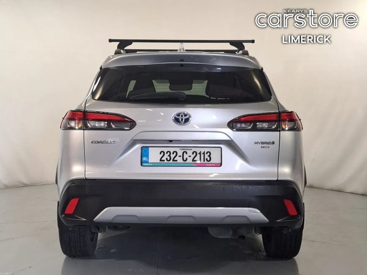 Toyota Corolla 1.8 Hybrid Luna Sport Hatchback - Image 4