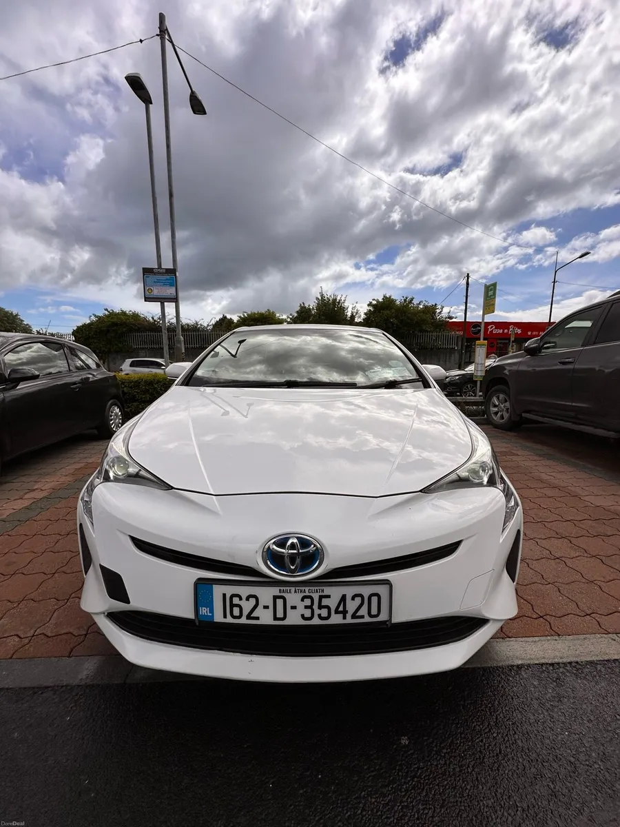 Toyota Prius - Image 1