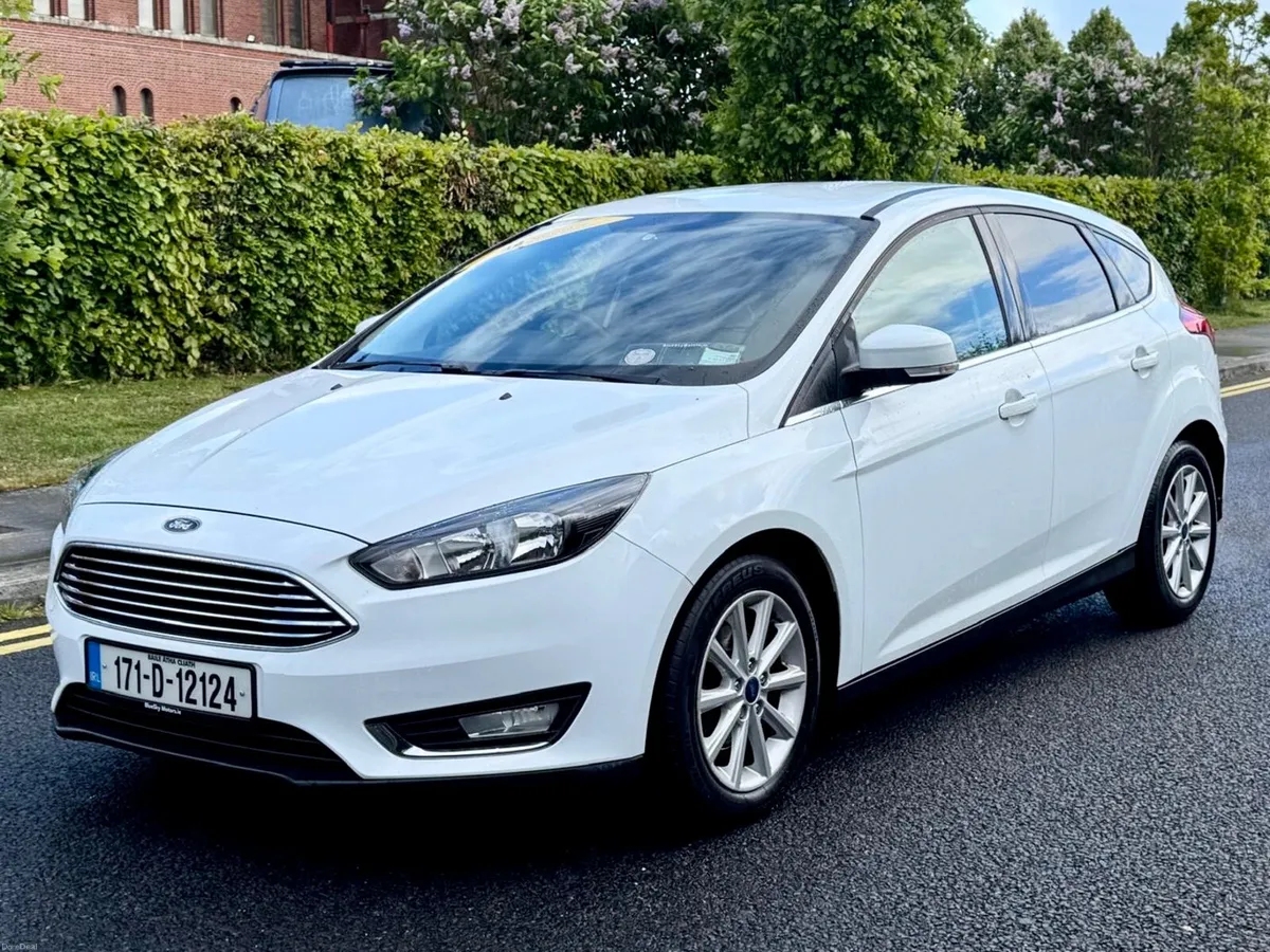 Warranty Ford Focus Titanium 1.0 Petrol Low Miles - Image 3