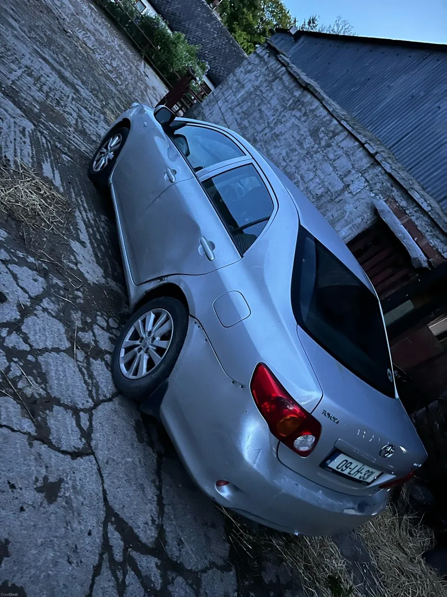 Toyota Corolla - Image 1