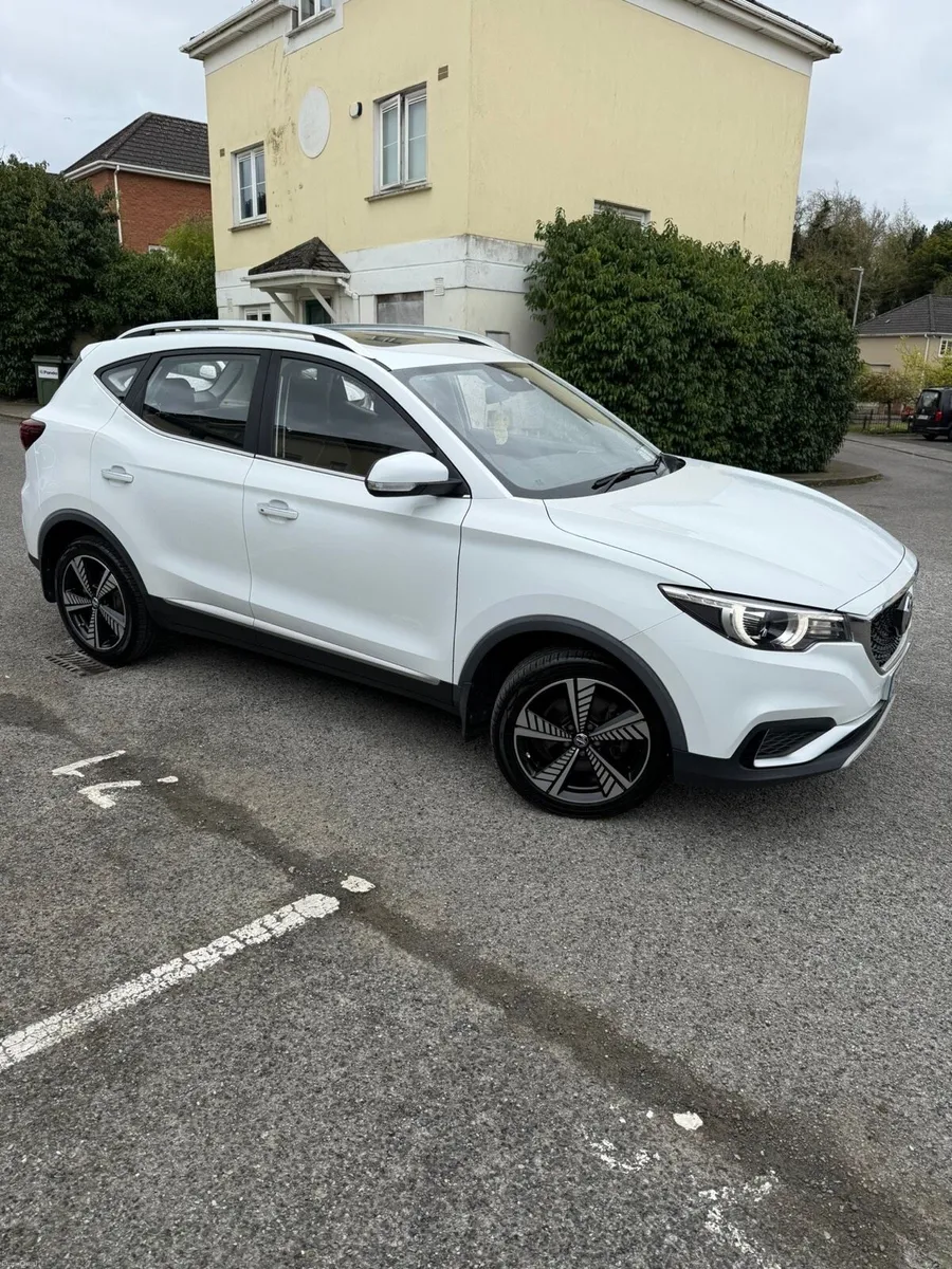 MG ZS EV Exclusive Top Spec! - Image 1