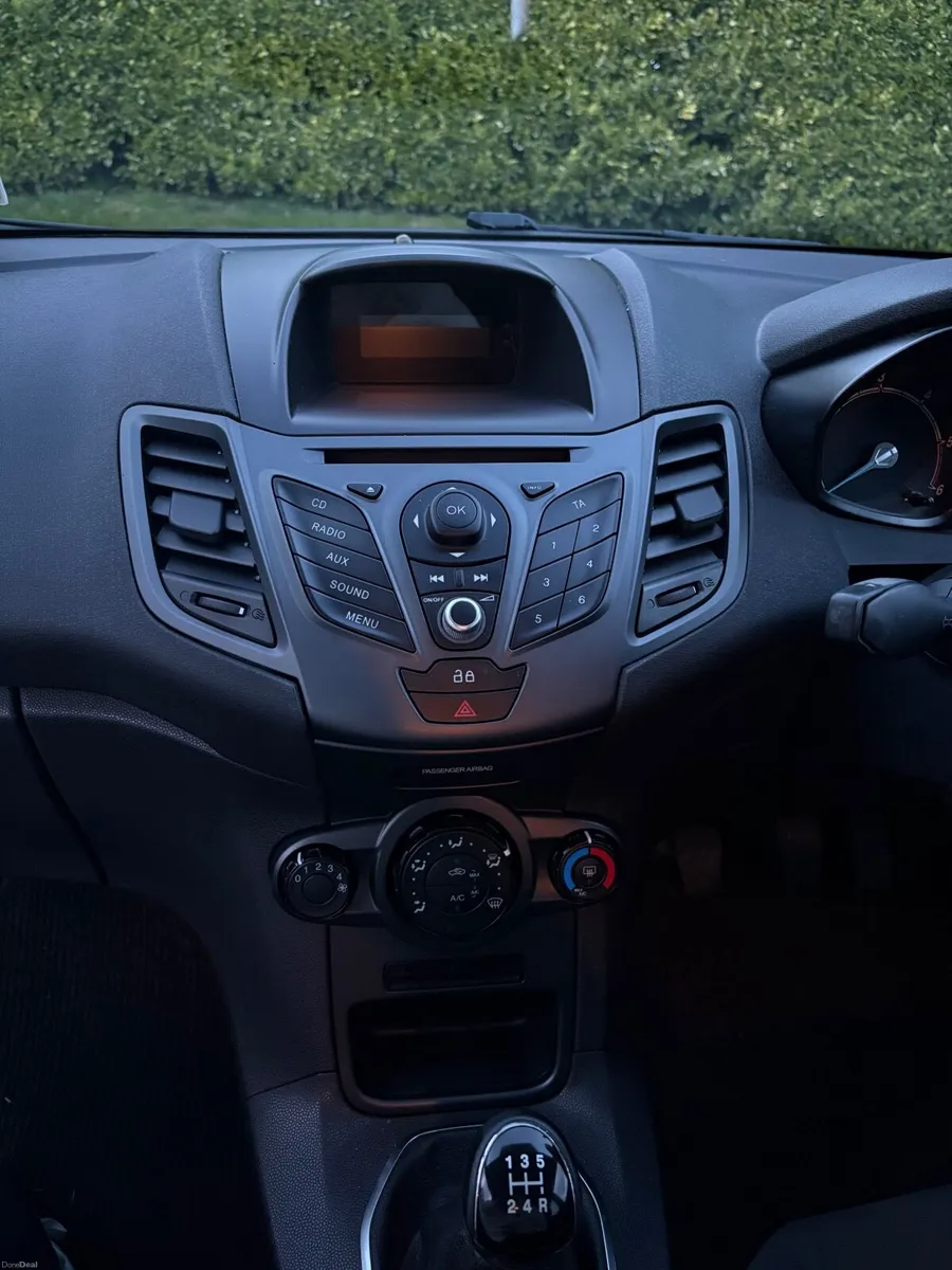131 Ford Fiesta 1.5 Diesel - Image 6