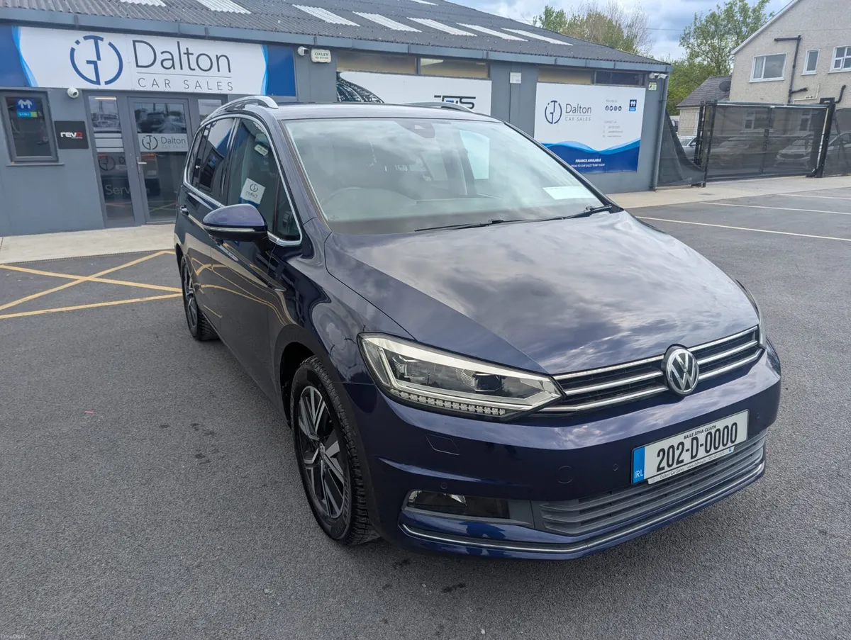 VOLKSWAGEN TOURAN HIGHLINE DSG 2.0 TDI 7 SEAT2020 - Image 3