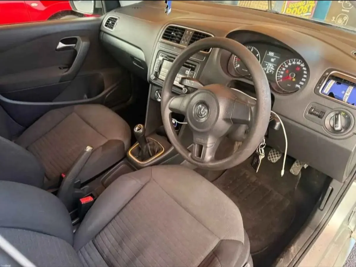 Volkswagon Polo 2010 1.6 TDI - Image 4