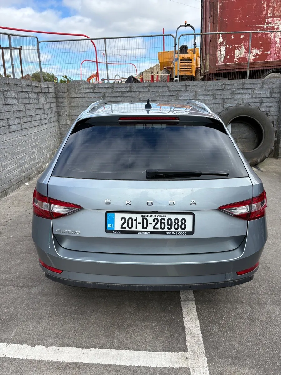 Skoda Superb 2020 - Image 4