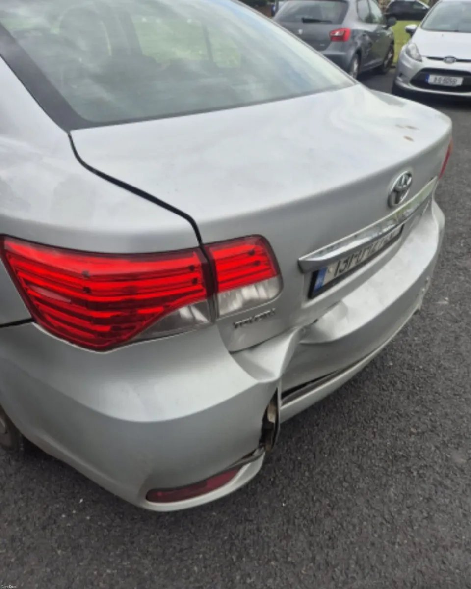 Toyota Avensis 2013 Category D - Image 3
