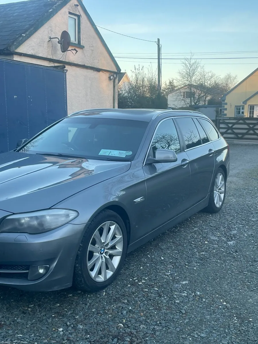 BMW 5-Series 2013 - Image 1