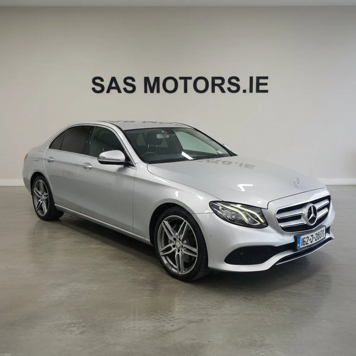 Mercedes-Benz E-Class 2016 Automatic Leather - Image 1