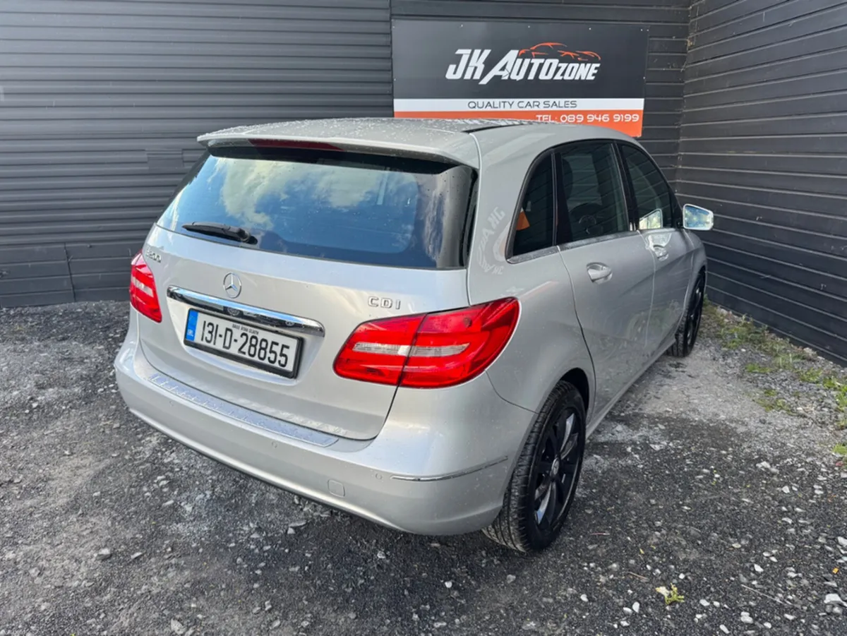 Mercedes-Benz B-Class B SERIES CDI BLUE EFFICIENCY - Image 4