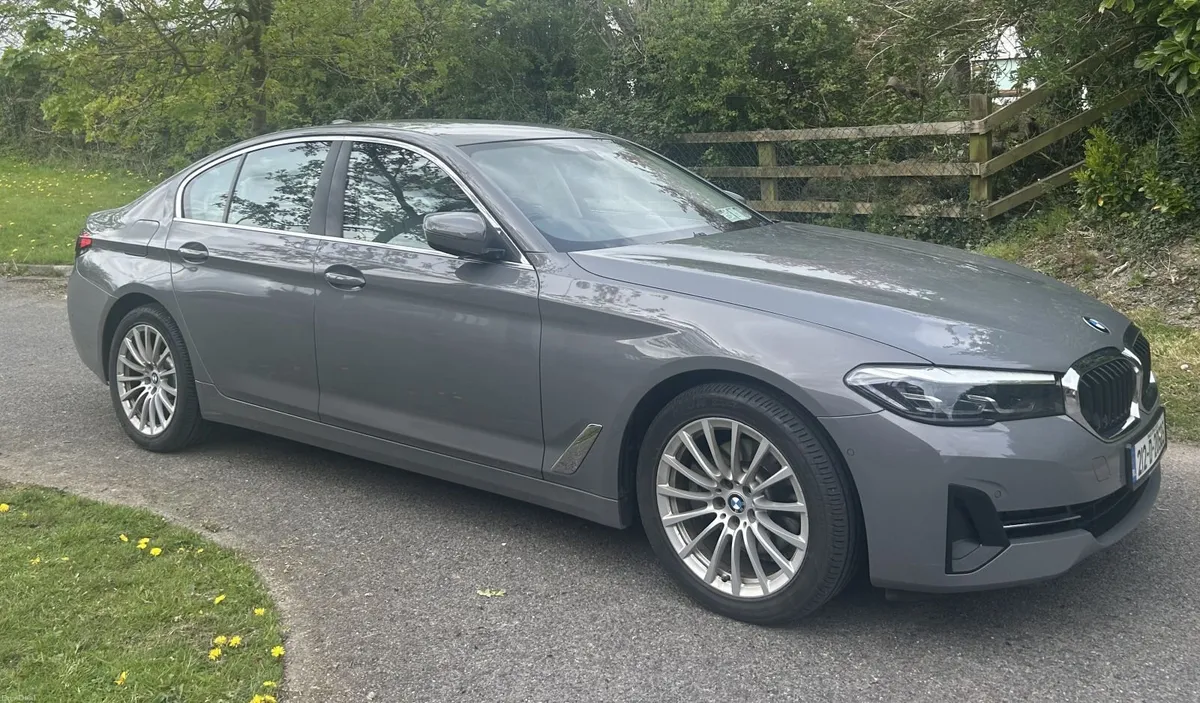 BMW 5-Series 2021 - Image 2