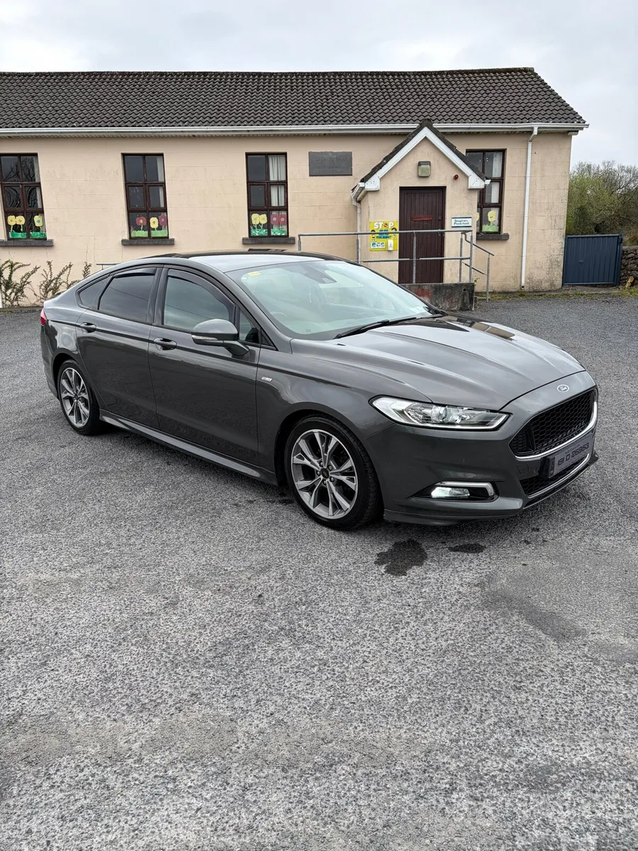 Ford mondeo st-line x - Image 1