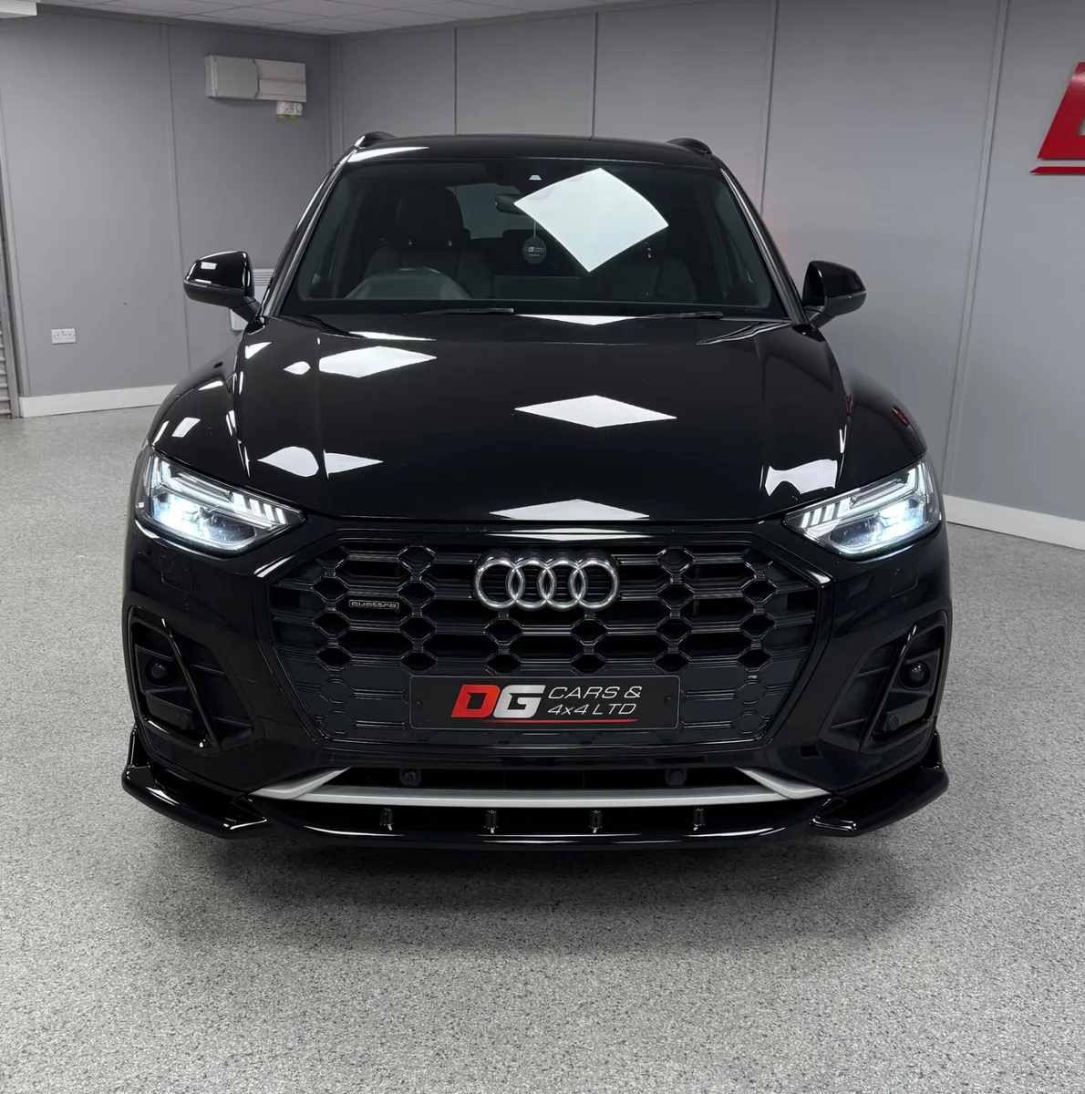 2022 Audi Q5 2.0 TFSI E S Line Quattro Automatic - Image 2
