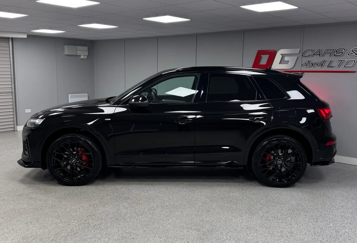 2022 Audi Q5 2.0 TFSI E S Line Quattro Automatic - Image 4