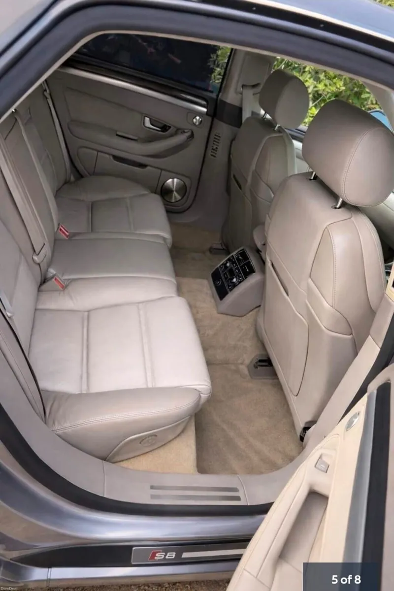 Audi S8 5.2 V10 - Image 4