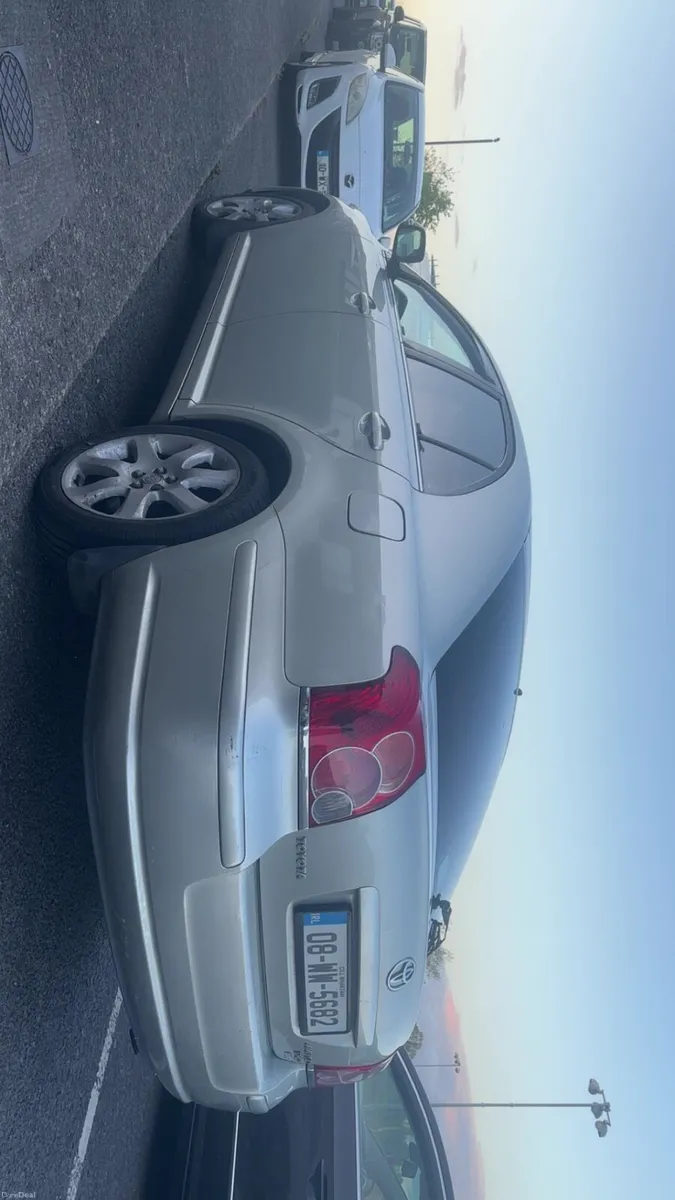 Toyota avensis - Image 3