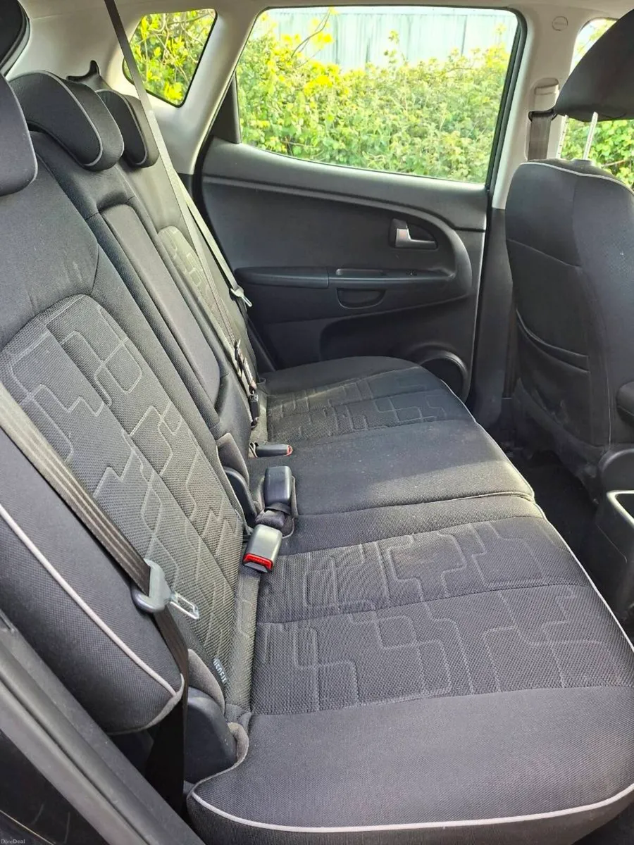 KIA VENGA 2017 1.4 DIESEL 1 OWNER - Image 5