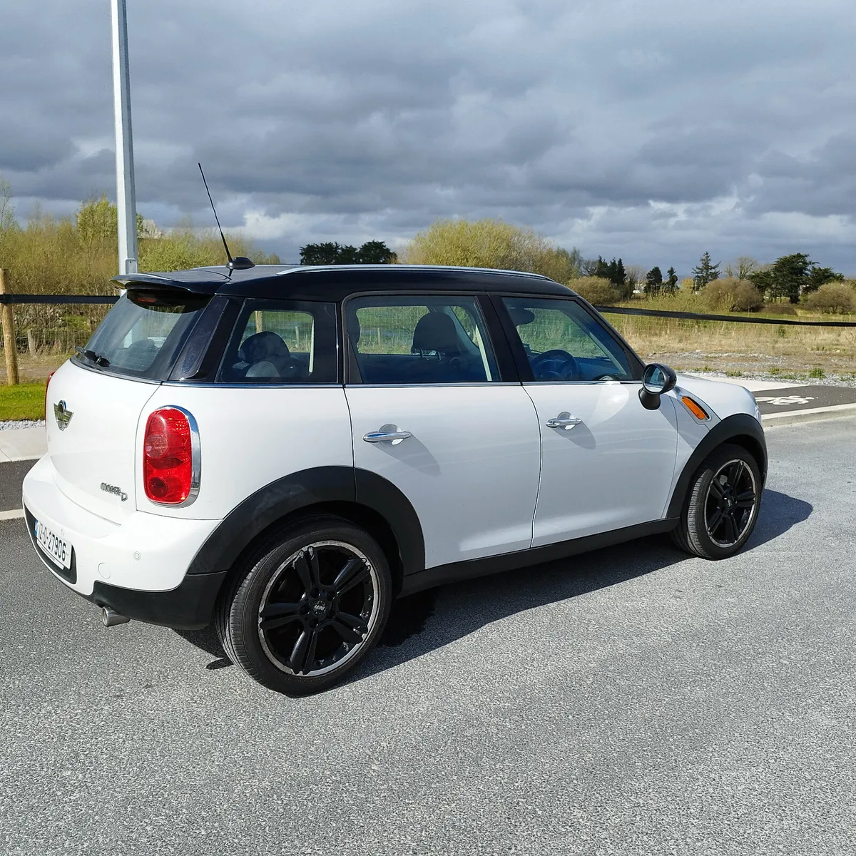 2012 Mini Countryman Cooper 1.6 - Image 3