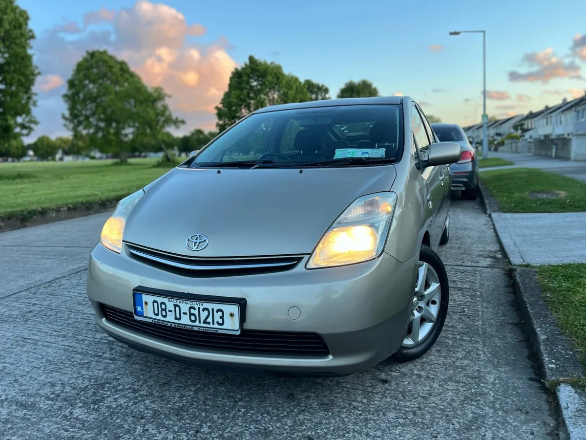 Toyota Prius - Image 3