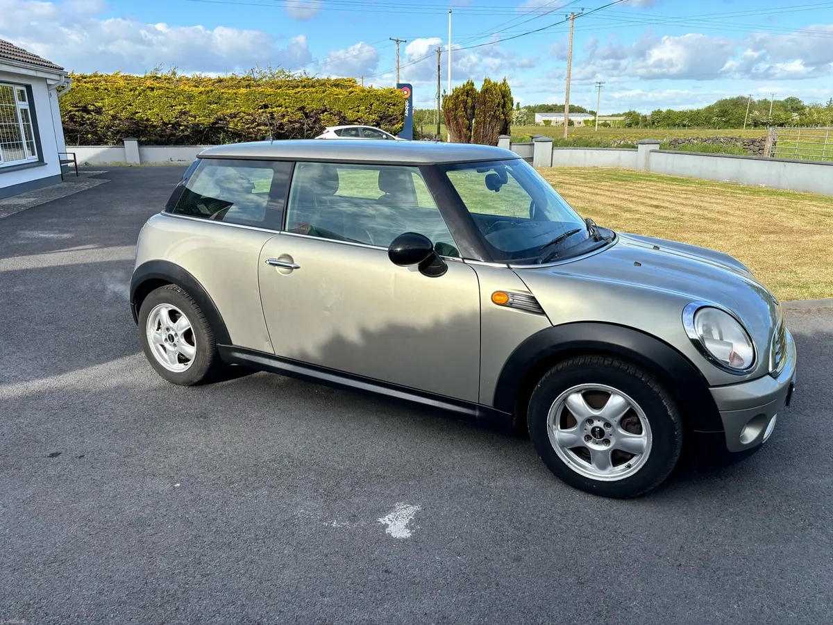 Mini One - Image 2